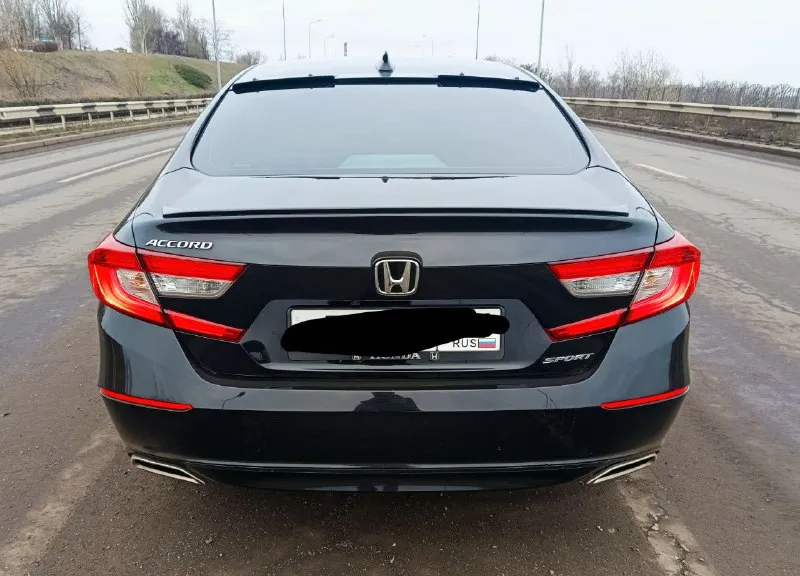 🚗 продаётся honda accord x 1.5 turbo 🚗 📅 год выпуска: 2020 ⚙️ двигатель: 1.5 turbo (194 л. с.), бензин ⚙️ кпп: автомат (cvt) ⛽️ расход: от 7л/100 км 📍 пробег: 78 000км 📌 привод: передний 🪪 птс: электронный / я владелец 💡 комплектация: — адаптивный круиз-контроль, удержание полосы. — камера заднего вида — мультимедиа с carplay / android auto — комбинированый салон — двухзонный климат — амбиентная подсветка салона ⠀ ✅ машина в отличном состоянии, ничего делать не нужно, сел и поехал. ✅ вся электроника работает ✅ своевременное обслуживание, свежие масла и фильтра ✅ готов к проверкам на любом сто ⠀ 💰 цена: 2.4 млн торг 📞 звоните / пишите: +79493484338 📍 осмотр: донецк/макеевка 📞 звоните: +7(949)3484338 - фотография - 7