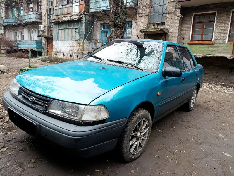 Hyundai poni 1993г. в двс-1.5 карб. установлен газ-пропан (узаконен) пробег-259518км. учёт рф 180рег. цена-130.000₽ г. горловка тел. +79531120438 (telegram/whatsapp) 📲 tg: дмитрий 📞 звоните: +7(953)1120438 - фотография - 2