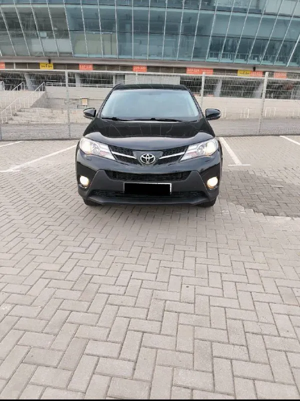 Toyota rav4 2013 год двигатель 2.0 бензин коробка автомат пробег 185 тыс. км автомобиль в отличном с... - фотография