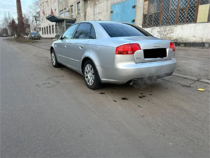Audi a4 b7 2006г 2.0 cvt пробег 184 тыс мотор без нареканий, вариатор работает идеально, не пинается, не проскальзывает. кузов не гнилой и без рыжиков. дно и пороги все целое. из последнего в машине делалось: все рычаги, колодки, диски, кулаки, граната, задние стойки, радиатор печки, блок комфорта, датчик температуры. комплектация: двухзонный климат контроль, подогрев передних сидений, датчик света, 4эсп, регулировка зеркал. с авто в комплекте: резина зима и лето, 2 ключа, видео-регистратор. документы в порядке. полное переоформление. цена: 680 тыс +79495064409 - фотография - 5