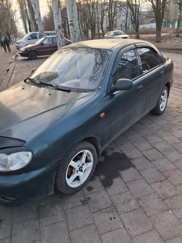 Продам горловка срочно. chevrolet ланос 2006г 1.5мотор. 15 диски резина зима, газ пропан двигатель коробка ходовка всё норм. много чего сделано, за машиной следил. 160р. +79490932028 гидроусилитель туманки музыка свет леды. документы в порядке 📞 звоните: +7(949)0932028 - фотография - 4