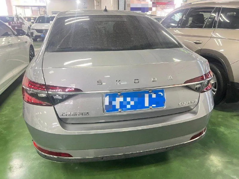 Skoda super b 🤩 2024/12 года выпуска автомобиль находится в китае 🇨🇳 ! цена под ключ в рф 🇷🇺 растаможкой, утиль сбором, эптс: 3.140.000🍋 по курсу 💵 на сегодняшний день. пригоняем за свои деньги❗️ возможна покупка данного автомобиля в автокредит‼️ пишите в лс. • двигатель: 1.4 150 л. с • пробег: 8000 тыс. км 🔥 привезем абсолютно любой автомобиль 🚗 под ваш бюджет 💰 🤙 телефоны для связи: +79495312545 📞 звоните: +7(949)5312545 - фотография - 5