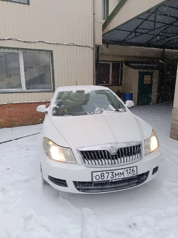 Продам skoda octavia a5 2013 год. двигатель 1.8 tsi, коробка механика 6-ти ступка. пробег 164 т. км. двигатель и коробка работают идеально. stage 1 - 210 л. с. динамика авто потрясающая. авто полностью обслужено!! ходовая часть вся перебрана, масло в двигателе, в коробке, новый маховик, комплект сцепления ( luk ). новая помпа, теплообменник - перечислять можно долго. новая зимняя шипованная резина. кузов без единого рыжика!!! новый планшет. цена 900 т. ₽. г донецк. тел. +79493332212. возможна продажа в кредит. 📞 звоните: +7(949)3332212 - фотография - 2