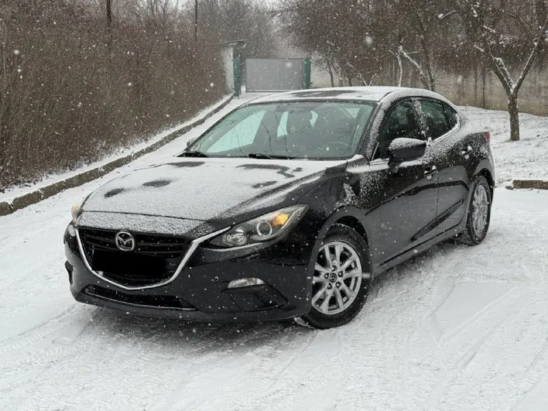 Mazda 3 (bm) 2013 года выпуска (куплена в 2014) двигатель - 1.6 at владельцы - 2 физ. лица за все время родной пробег - 144.000 км автомобиль в заводском окрасе техника в идеальном состоянии. ходовая без стуков и всего прочего, мотор на отлично, коробка работает шикарно. заказ наряды на обслуживание имеются. стоит сигнализация starline s96v2 c gps с автозапуском и приложением на телефоне, с возможностью удаленно заводить, глушить, открывать и тд. стоит хорошая музыка, устанавливали в студии звука «медведь» с подключением сабвуфера и доп динамиков в штатные места. +7(949)535-80-99 цена: 1.270.000₽ 📞 звоните: +7(949)5358099 - фотография - 2