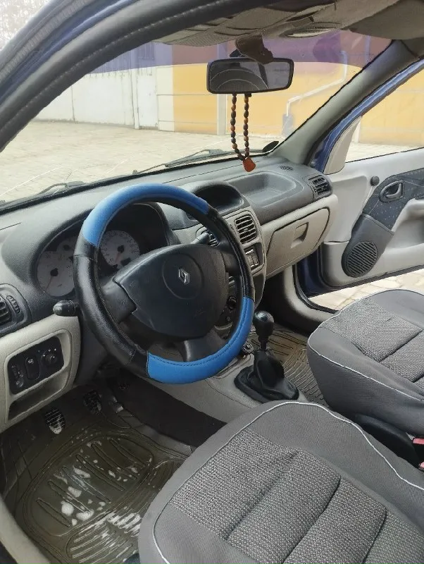 Продам renault symbol, 2003 г. двигатель 1.4, надёжный и экономичный. пробег 210 000 км, настоящий, не скручен. машина на ходу, ежедневно используется. технически обслужена, едет уверенно, без критичных проблем. по кузову есть возрастные дефекты (сколы, царапины), ничего критичного, на езду не влияет — всё видно по годам. документы в порядке. отличный вариант для работы или как первое авто. цена: 210 000 ₽, торг уместен при осмотре. 📞 телефон: +7 949 443-98-09 донецк звоните, отвечу на все вопросы. 📞 звоните: +7(949)4439809 - фотография - 2