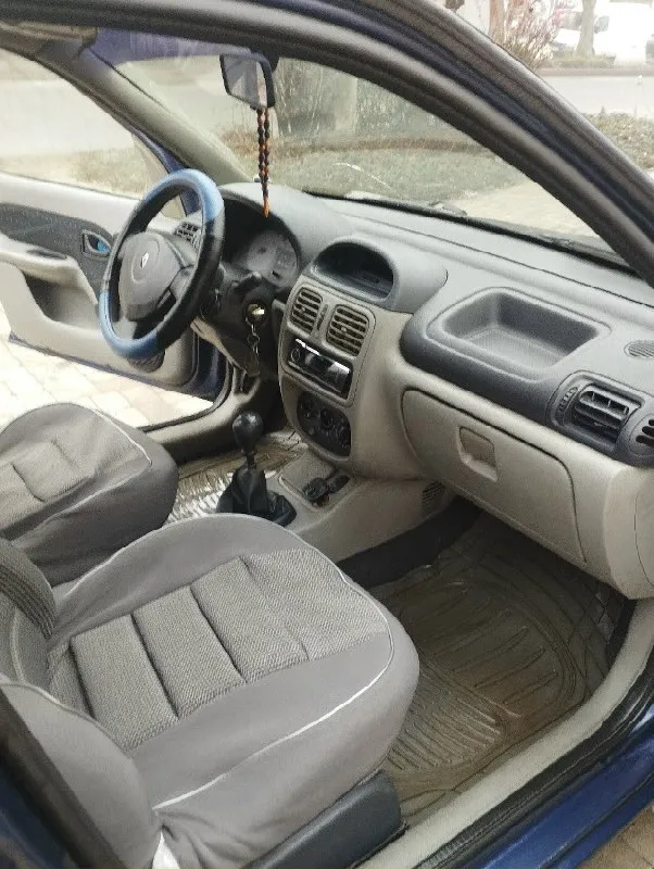 Продам renault symbol, 2003 г. двигатель 1.4, надёжный и экономичный. пробег 210 000 км, настоящий, не скручен. машина на ходу, ежедневно используется. технически обслужена, едет уверенно, без критичных проблем. по кузову есть возрастные дефекты (сколы, царапины), ничего критичного, на езду не влияет — всё видно по годам. документы в порядке. отличный вариант для работы или как первое авто. цена: 210 000 ₽, торг уместен при осмотре. 📞 телефон: +7 949 443-98-09 донецк звоните, отвечу на все вопросы. 📞 звоните: +7(949)4439809 - фотография - 3