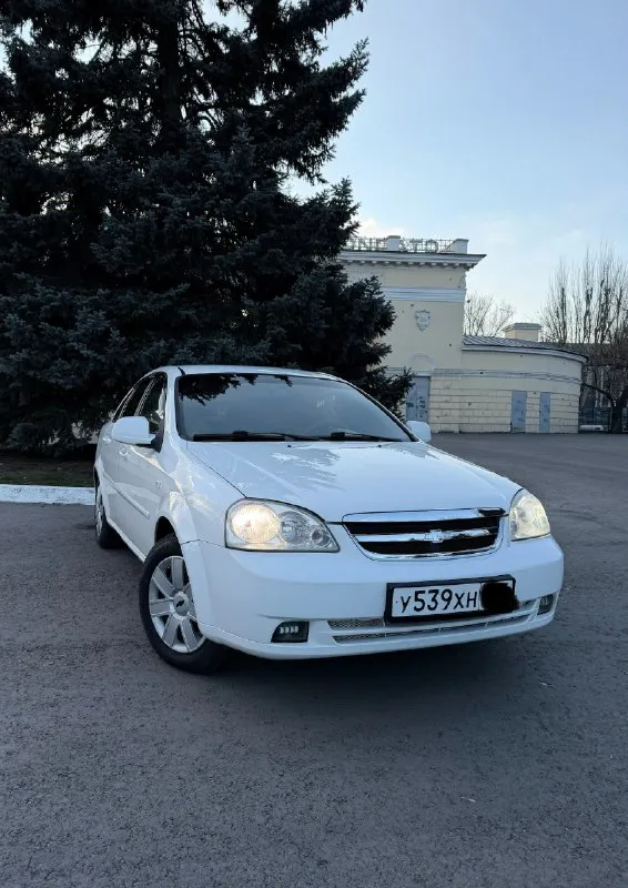 Продам седан🔥 🔥 chevrolet lacetti🔥 •2012 год •объем двигателя: 1.6, газ/бензин •109 л. с. •пробег: 1... - фотография
