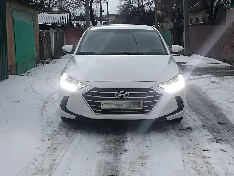 Продам hyundai elantra,2017 года выпуска, мотор 2 литра(149 лошадей, не налоговый)пробег (162тыс), к... - фотография