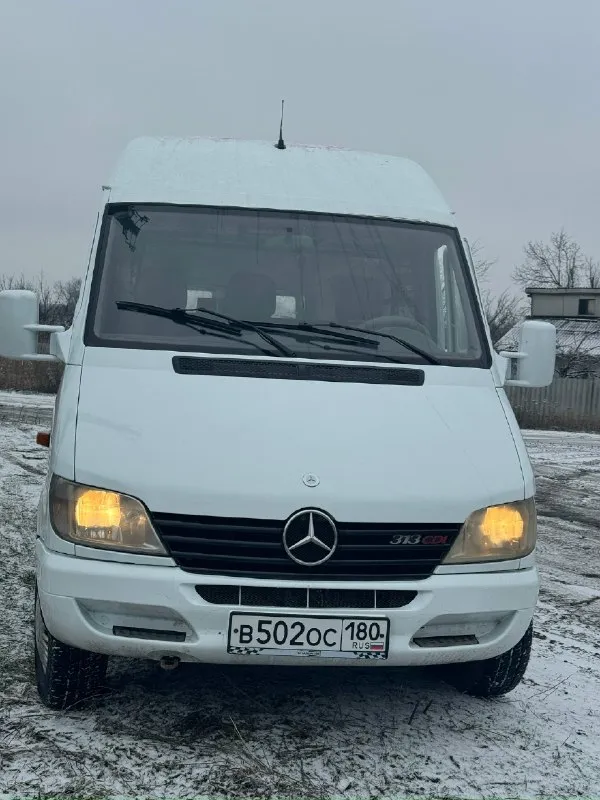 Mercedes-benz sprinter 2.2 грузовой фургон идеальное сочетание немецкой надежности, высокой грузоподьемности и современных технологий. это автомобиль, на который можно положиться в любой ситуации-от городских маршрутов до дальних рейсов. осмотр макеевка +7 949 693 56 41 цена 1.400.000₽ 📞 звоните: +7(949)6935641 - фотография - 3