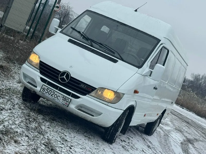 Mercedes-benz sprinter 2.2 грузовой фургон идеальное сочетание немецкой надежности, высокой грузоподьемности и современных технологий. это автомобиль, на который можно положиться в любой ситуации-от городских маршрутов до дальних рейсов. осмотр макеевка +7 949 693 56 41 цена 1.400.000₽ 📞 звоните: +7(949)6935641 - фотография - 7