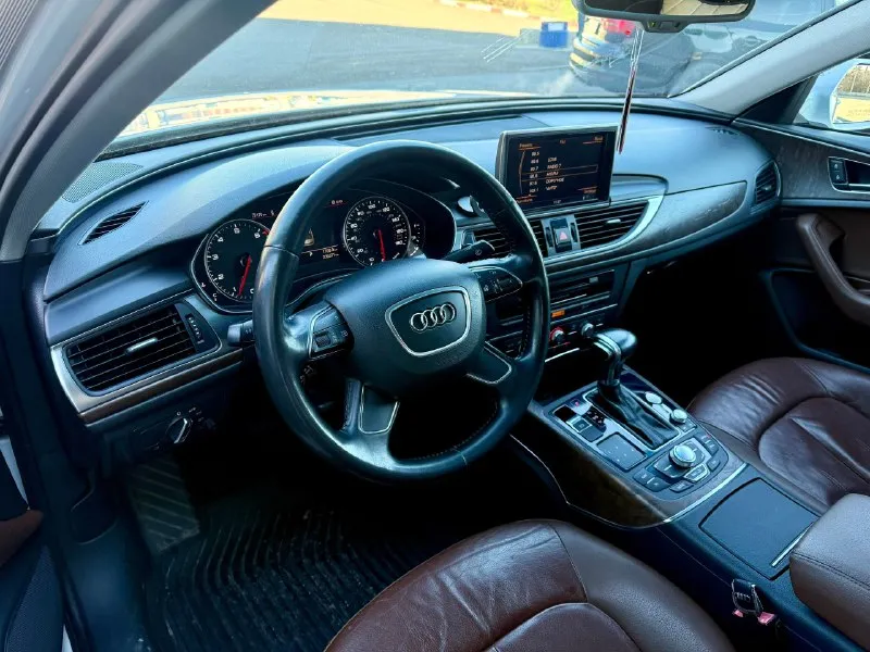 💶 цена:1.750.000р 📮 город:донецк 🚘 марка / модель: audi a6 📅 год выпуска:2012 📊 пробег:230.000км ⛽ двигатель (тип, объем, ):бензин 2.0 🔧 тип кпп:автомат 📝 описание:. очень хорошая комплектация. полностью обслужена. один владелец. пригонялась 4 года назад. год назад была замена (300р ремонт).3000км назад замена катушек, свечей, всех расходников (оригинал). новая зимняя резина. переоформление без проблем. возможна продажа в кредит. ☎ контактный телефон:+79495001160(телеграм) ✅подписаться✅ 📰разместить объявление📰 📞 звоните: +7(949)5001160 - фотография - 8