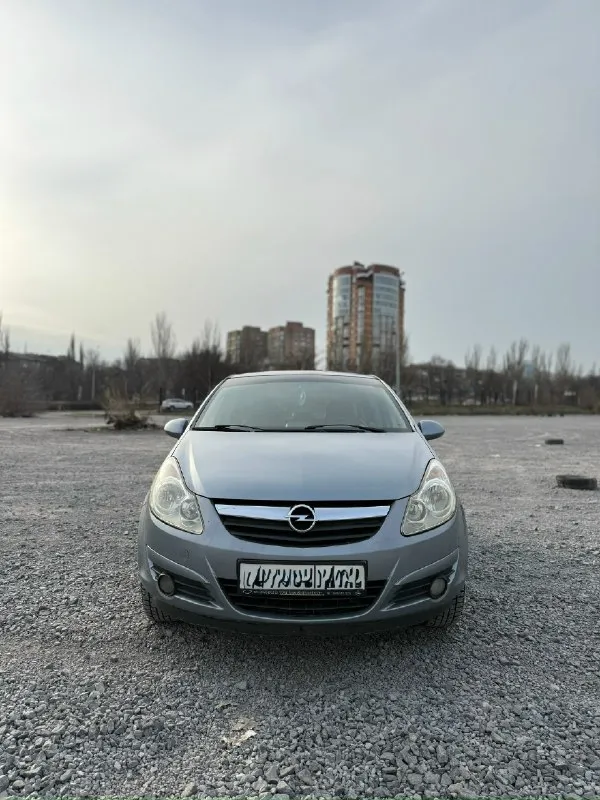 Продам opel corsa d 1.4, 2007 г. пробег: 184 000 км я собственник. полноценный автомат (не робот). машина в хорошем техническом состоянии, каждый день на ходу. кондиционер и печка работают отлично. обогрев переднего и заднего стекла, мультируль. заменена цепь грм 3000 км назад, обслужена передняя подвеска, поменяны подушки двигателя и кпп, новый термостат, а также заменила ремень генератора. по нюансам: — горит чек из-за датчика егр (глушили клапан егр, после ремонта не прошивала) комплект зимней резины на дисках, при необходимости отдам комплект летней. цена: 640 000 ₽, разумный торг у капота. звоните по номеру: +7 949 322 26 31 либо пишите в телеграмм. 📞 звоните: +7(949)3222631 - фотография - 3