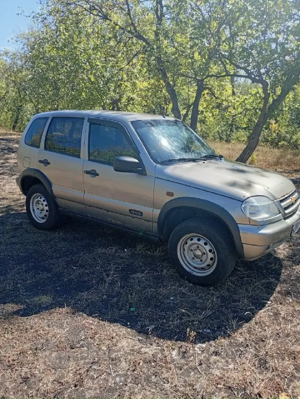 Нива шевроле, 2008 год, 1.7 инжектор, евро - 4 (пропан), гур, 2 эсп. двигатель, коробка, раздатка, мосты - без нареканий. город снежное. 360 тыс. руб. +7-949-377-21-84 📞 звоните: +7(949)3772184 - фотография - 2