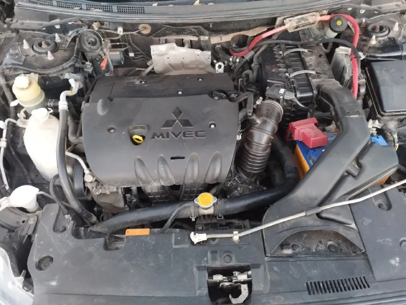 Lancer лансер 10 год выпуска 2008 пробег 236 тысяч двигатель 1.8 коробка механика техническая часть в отличном состоянии, делать ничего не нужно машина вложений не требует никаких. находится в мариуполе оформление без проблем цена 810 тысяч рублей. +79497260544 📲 tg: олег 📞 звоните: +7(949)7260544 - фотография - 3