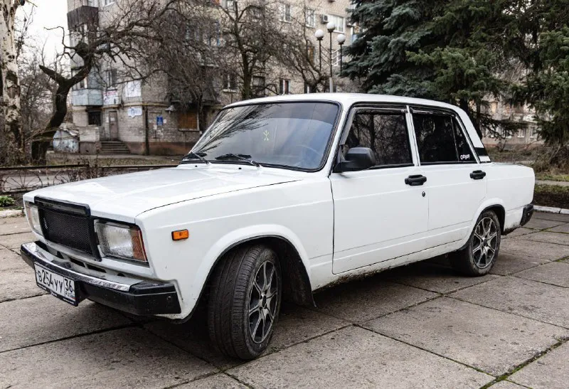 Продам 2107 карб цена 200 тыс пороги днище целое двигатель шепчет по электронке все в порядке писать в лс за подробной информации https://vk. ru/a. mariupolskii - фотография - 4