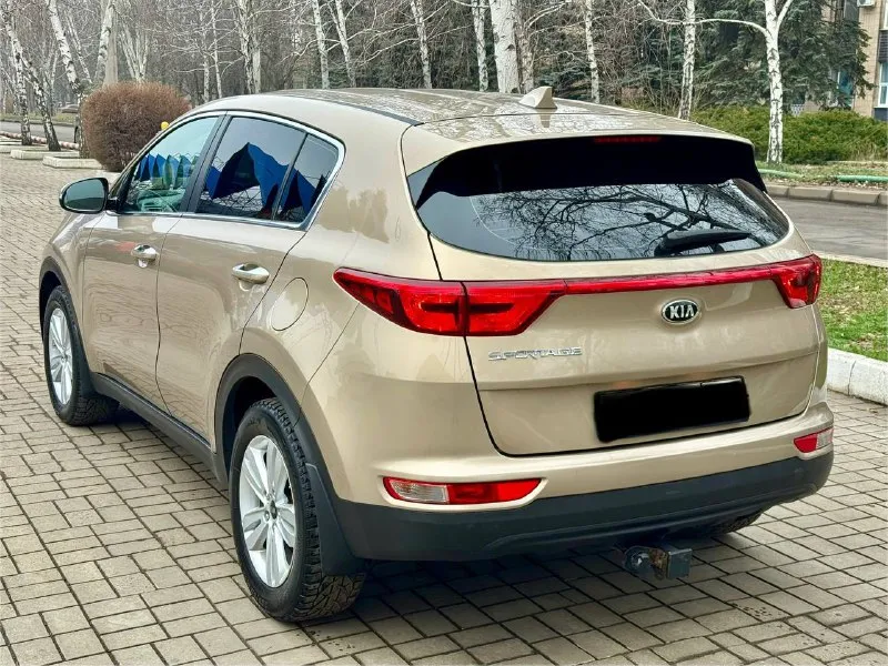 Kia sportage официал
Эксплуатации с 2019 года
Двигатель 2.0 бензин
Коробка автомат
Родной пробег 141 тыс. Км
Автомобиль в отличном состоянии,
Кузов без дтп весь в заводском окрасе !
Двигатель, коробка, ходовая на 5+
Вообщем автомобиль не какого вложения не требует !
В автомобиле есть все для комфорта,
2-Х зонный климат- контроль,
Круиз-контроль,
Датчики света, и дождя,
Подогрев руля, и всех сидений,
Подогрев зеркал и стекл,
Многофункциональная магнитола android
Bluetooth, громкая связь,
И многое другое.
С документами полный порядок любой вид оформления
Г. Донецк
Цена1.930 тыс. ₽
Возможен обмен
Звоните остальное по
+79495210905
📲 Tg: r. B
📞 Звоните: +7(949)5210905 - фотография - 3