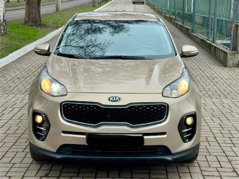 Kia sportage официал
Эксплуатации с 2019 года
Двигатель 2.0 бензин
Коробка автомат
Родной пробег 141 тыс. Км
Автомобиль в отличном состоянии,
Кузов без дтп весь в заводском окрасе !
Двигатель, коробка, ходовая на 5+
Вообщем автомобиль не какого вложения не требует !
В автомобиле есть все для комфорта,
2-Х зонный климат- контроль,
Круиз-контроль,
Датчики света, и дождя,
Подогрев руля, и всех сидений,
Подогрев зеркал и стекл,
Многофункциональная магнитола android
Bluetooth, громкая связь,
И многое другое.
С документами полный порядок любой вид оформления
Г. Донецк
Цена1.930 тыс. ₽
Возможен обмен
Звоните остальное по
+79495210905
📲 Tg: r. B
📞 Звоните: +7(949)5210905 - фотография - 7