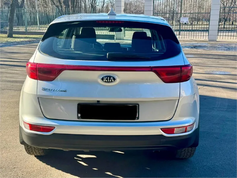 Kia sportage официал
2018 Год выпуска
Двигатель 2.0 бензин
Коробка автомат
Пробег 139 тыс. Км
Автомобиль в отличном состоянии,
Кузов весь в заводском окрасе !
Вложения не какого не требует от слова совсем !
В машине есть все для комфорта,
Кондиционер,
Датчики света, и дождя,
Подогревы сидений передних, и задних,
Подогревы зеркал, зоны дворников,
Многофункциональная магнитола
Usb, bluetooth, громкая связь,
Камера заднего вида,
И многое другое !
С документами полный порядок продажа с полным переоформлением в мрэо
Г. Донецк
Цена 1.865 тыс. ₽
Звоните остальное по
+79495210885
📲 Tg: r. B
📞 Звоните: +7(949)5210885 - фотография - 4