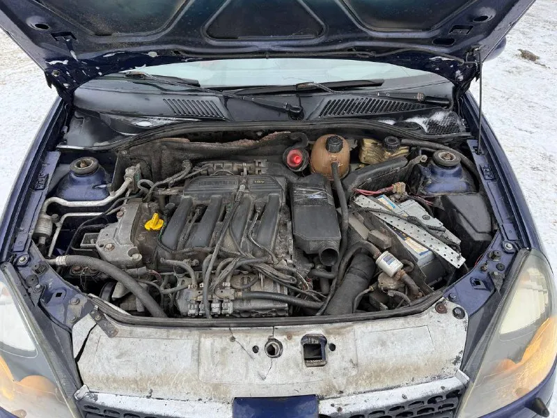 Продаю renault symbol 2004 года рестайлинг. местный авто покупался в автосалоне в донецке. один хозяин. 1.4 газ/бензин. техника авто на 5+ ходовая новая не гнилой, кузов оцинкован. есть мелкие возрастные нюансы. комплектация с гидроусилителем, кондиционером, подогревами, омывателями фар и т. д свежая зимняя резина. машина не подводит никогда юридически чистый автомобиль донецк 245.000 рублей +79495097888 📲 tg: … 📞 звоните: +7(949)5097888 - фотография - 6