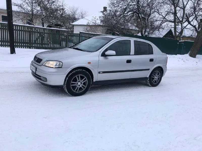 Продам опель астра авто в идеальном состояние вложина не мало сил средств работает исключительно все двс 1 6 шепчет не дымит не троит тянет отлично кпп ходовая часть тоже порядок пороги днище целое без карозии доки чистые без штрафов аграничение аформить без проблем тел для связи +79494792654 - фотография - 4