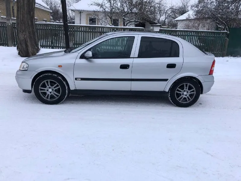 Продам опель астра авто в идеальном состояние вложина не мало сил средств работает исключительно все двс 1 6 шепчет не дымит не троит тянет отлично кпп ходовая часть тоже порядок пороги днище целое без карозии доки чистые без штрафов аграничение аформить без проблем тел для связи +79494792654 - фотография - 7