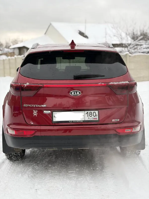 Продам kia sportage 4 декабрь 2016г. В идеальном состоянии!!
Родной подтверждённый пробег 159.тыс. Км. Двигатель 2.4 бензин (самый надёжный атмосферный двигатель) в паре с обычный автоматом asin!привод полный. Авто абсолютно вся обслужена и не требует никаких вложений, и в ближайшее время не будет требовать. .гаражное хранение. История авто кристально чиста как слеза, без подводных камней и скрытых дефектов! За всё время эксплуатации не было не одного дтп! Все стекла оригинальные. Реально очень хороший sportage (таких сейчас единицы). Семейный автомобиль. Техническое состояние как у нового автомобиля! Двигатель работает как часы(масло грамма не берёт) никаких задир нет, не путайте с мотором 2.0. Кпп переключается мягко и легко. Фары передние и задние в бронеплёнке. Стоит новая автомагнитола. Видео регистратор спереди и сзади. Evo ковры. Сигнализация с обратной связью и с автозапуском. Хорошая летняя резина на дисках + в подарок отдаю комплект зимней резины тоже на
📲 Tg: @byba_19
📞 Звоните: +7(949)3834312 - фотография - 8