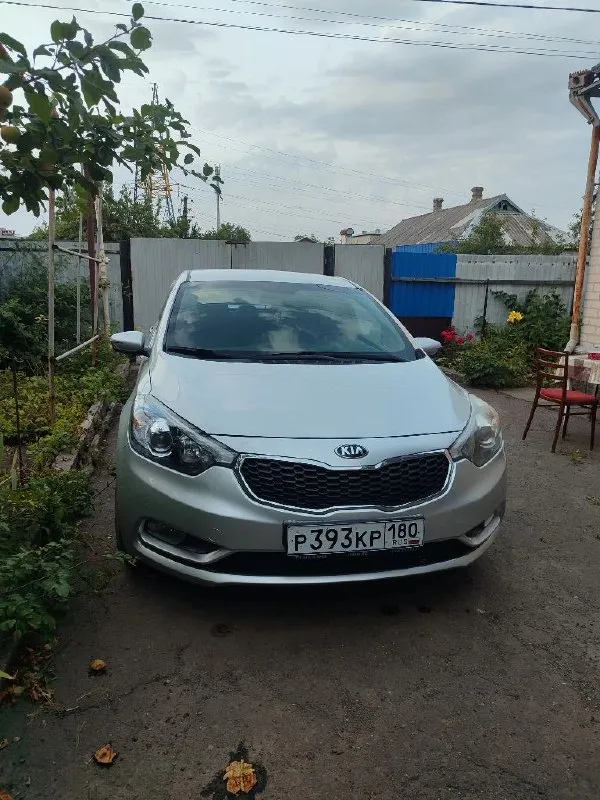 Продам kia cerato 3 2014 2.0 бензин 116 тыс пробег родной пробег родной окрас! Двухзонный климат-контроль, бесключевой доступ, подогрев всех сидений/лобового стекла, датчик света, круиз-контроль, парктроник, два ключа. Цена 1.240 000₽ торг. Т. +79497271178
📞 Звоните: +7(949)7271178 - фотография - 1