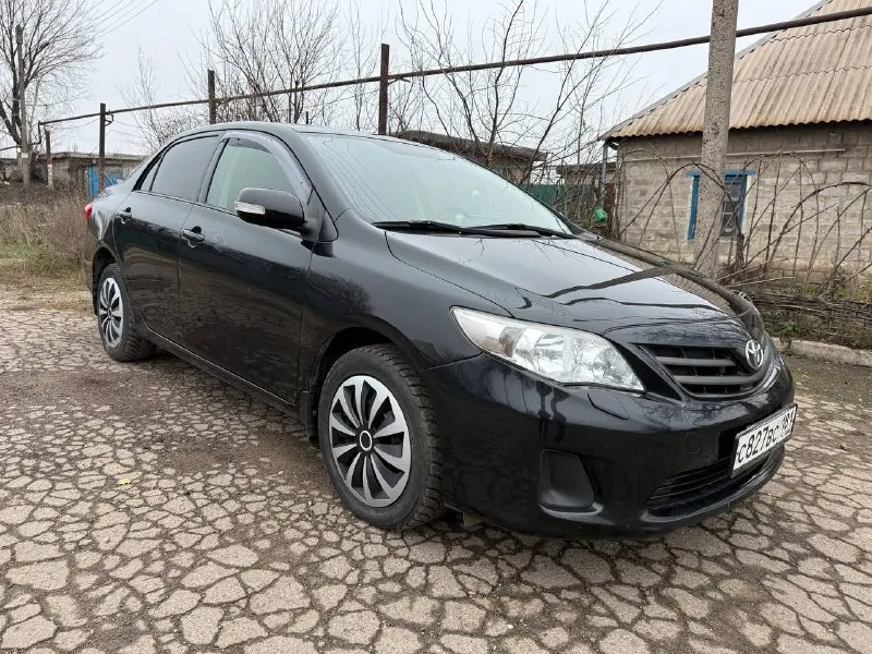 💥 продам toyota corolla / toyota королла ❗️ у авто маленький пробег, за всё время была у двух владельцев, покупали для себя в семью, выбирали долго и тщательно, для себя 📆 год выпуска: 2010 ⚙ : 1.6 бензин, 124 л. с. 🕹 тип кпп: автомат, надёжный aisin 🛞 пробег: 151 тыс. км. (подтверждённый) ▫ учёт луганский, не пригон! ▫ ходовая в отличном состоянии ▫ кузов без ржавчины и дыр, есть незначительные следы эксплуатации ▫ салон чистый, не затёртый, пробег небольшой ▫ кондиционер, подогрев передних сидений, электрорегулировка зеркал, парктроники, омыватель фар, abs, esp. ▫ дорогая сигнализация starline, 2 брелка ▫ резину уже переобул на зимнюю, отдам также комплект летней резины 🌆 алчевск 💸 цена - 1.100 млн, торг у капота. 📞 +7 (959) 517-73-22 (часто отсутствует связь, пишите в телеграмм) 📞 звоните: +7(959)5177322 - фотография - 3