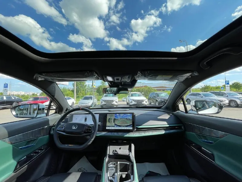 Changan uni-t можно в кредит ❗ самая полная комплектация flagship sport ⚙ 7-ст двигатель 1.5 turbo (188л. с.) в дорогой бронепленке резина зима лето комплектация: противотуманные фары датчик дождя дневные ходовые огни светодиодные фары электрообогрев боковых зеркал светодиодные передние дневные ходовые огни задний стеклоочиститель память настроек зеркал двойной светодиодный комбинированный задний фонарь светодиодных габаритных огней задние противотуманные фонари светодиодная подсветка заднего номерного знака электрорегулировка наружных зеркал заднего вида светодиодные дневные ходовые огни, интегрированные в блок фар адаптивный дальний и ближний свет светодиодный задний стоп-сигнал адаптивная регулировка высоты фар стоп-сигнал с высоким креплением электрическая регулировка наружных зеркал с подогревом автоматическое выключение фар комфорт электростеклоподъёмники задние электростеклоподъёмники передние система доступа без ключа запуск двигателя с кнопки спортивные си 📞 звоните: +7(959)5023013 - фотография - 4