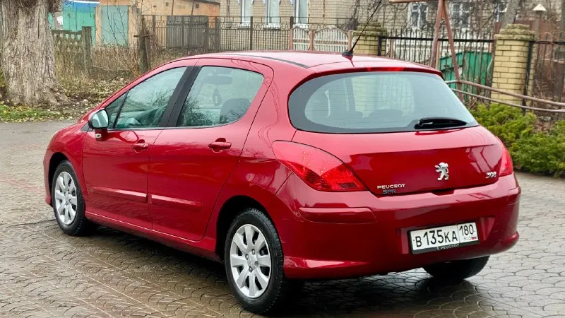 🔥peugeot 308🔥 год выпуска: 2009 тип двигателя: бензиновый, 1.6 пробег: 209 000 км (оригинальный) коробка передач: автоматическая комплектации: • датчики света/дождя • электрорегулировка зеркал • электроподъёмники • круиз-контроль • климат-контроль • мультируль • led-фары • двухстороняя сигнализация цена: 550,000 ₽ автомобиль в отличном состоянии, все системы работают. готов к проверке. юридически чист, без обременений. вопросы по телефону: +7-949-41-55-434. возможен торг. - фотография - 3