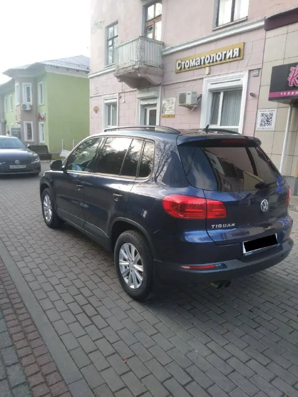 Volkswagen tiguan год: 2011 авто в хорошем состоянии как внешне так и технически. документы в полном порядке. телефон: +7 (909) 420-88-94 +79496009134 (на этом номере также есть воц) цена: 1.000.000₽ торг. также возможен обмен. остальные вопросы по телефону - фотография - 4