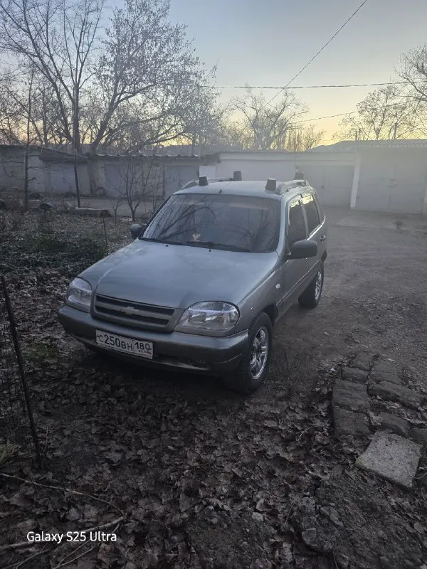 Нива chevrolet 2007 год пробег 357 708 цена 415 000 торг автомобиль обслужен в зиму. за машину не стыдно. сел поехал. торг предусмотрен. автомобиль находиться в донецке. контактный номер 9590356982 📞 звоните: +7(959)0356982 - фотография - 2