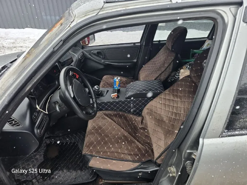 Нива chevrolet 2007 год пробег 357 708 цена 415 000 торг автомобиль обслужен в зиму. за машину не стыдно. сел поехал. торг предусмотрен. автомобиль находиться в донецке. контактный номер 9590356982 📞 звоните: +7(959)0356982 - фотография - 5