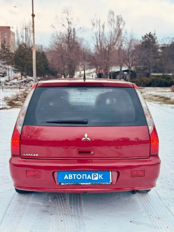 🇯🇵 mitsubishi lancer 9 restyling 💰цена: 550 000р 🏢город: мариуполь 📅год выпуска: 2005 🧾пробег: 214 800км. ⚙️двигатель: 1.6 ⛽топливо: бензин/газ ⚙️кпп: механика 📞 телефон: +7-949-551-91-52 +7-949-727-41-51 +7-989-263-55-56 💾 описание: легендарная модель с японским качеством будет идеальным выбором для тех кто ищет надежный автомобиль. ✅оснащен надежным двигателем ✅ практичный кузов универсал ✅ установлено гбо евро-4 ✅ кузов без коррозии, в дтп не участвовал, несколько косметических окрасов. шикарная комплектация: кондиционер, подогрев сидений, центральный замок, полный электропакет, кожаный руль, android магнитола с вluеtооth, фаркоп, красивые литые диски. улица шевченко 269 - фотография - 5