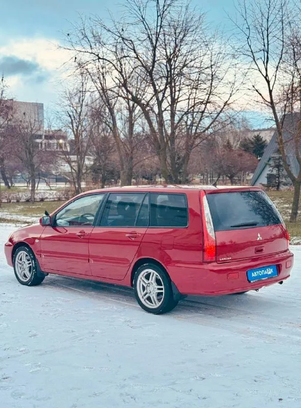 🇯🇵 mitsubishi lancer 9 restyling 💰цена: 550 000р 🏢город: мариуполь 📅год выпуска: 2005 🧾пробег: 214 800км. ⚙️двигатель: 1.6 ⛽топливо: бензин/газ ⚙️кпп: механика 📞 телефон: +7-949-551-91-52 +7-949-727-41-51 +7-989-263-55-56 💾 описание: легендарная модель с японским качеством будет идеальным выбором для тех кто ищет надежный автомобиль. ✅оснащен надежным двигателем ✅ практичный кузов универсал ✅ установлено гбо евро-4 ✅ кузов без коррозии, в дтп не участвовал, несколько косметических окрасов. шикарная комплектация: кондиционер, подогрев сидений, центральный замок, полный электропакет, кожаный руль, android магнитола с вluеtооth, фаркоп, красивые литые диски. улица шевченко 269 - фотография - 6