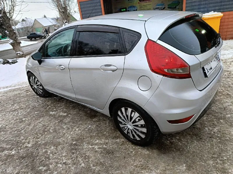 +79495189401 звоните, пишите связь плохая, перезвоню. цена 390тыс руб! продам ford фиеста 2010 г. в.бензин, мкпп в хорошем состоянии на полном ходу без капитальных вложений! чистый целый авто, резвый, легкий в управлении в хорошей комплеетации. учет 180 донецк, документы в порядке, зелёная автотека, оформим на вас. смотреть в г. амвросиевка. звоните договоримся. 📲 tg: serg 📞 звоните: +7(949)5189401 - фотография - 3