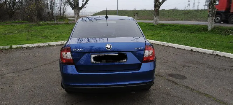 🚘 марка и модель: skoda рапид 📏 пробег: 65000 📆 год: 2018 📝 кпп: ⚙️ описание: автомобиль в отличном состоянии без преувеличения! в красивом цвете. надёжный мотор 1.6 mpi. передний привод. один владелец за всю историю эксплуатации. честный родной пробег. без ржавчины и рыжиков. ходовая в идеальном состоянии, не гремит, не стучит и т. д. состояние салона как новое, нет царапин, затертых сидений и прочего. сигнализация starline. два комплекта резины. любые проверки приветствую. торг уместен естественно. 💰 цена: 1200000 🌍 город: 📞 телефон: +79490844585 🙋‍ нажмите, чтобы связаться с продавцом в тг ✅подписаться✅ 📰разместить объявление📰 📞 звоните: +7(949)0844585 - фотография - 2