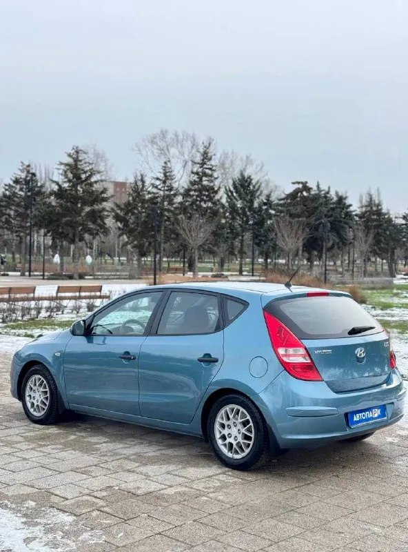 🇰🇵 hyundai i30 💰цена: 800 000р 🏢город: мариуполь 📅год выпуска: 2009 🧾пробег: 112 130 км. ⚙️двигатель: 1.6 ⛽топливо: бензин ⚙️кпп: механика 📞 телефон: +7-949-727-41-51 +7-949-551-91-52 +7-989-263-55-56 💾 описание: ✅ 3 владельца за всю историю. - фотография - 6