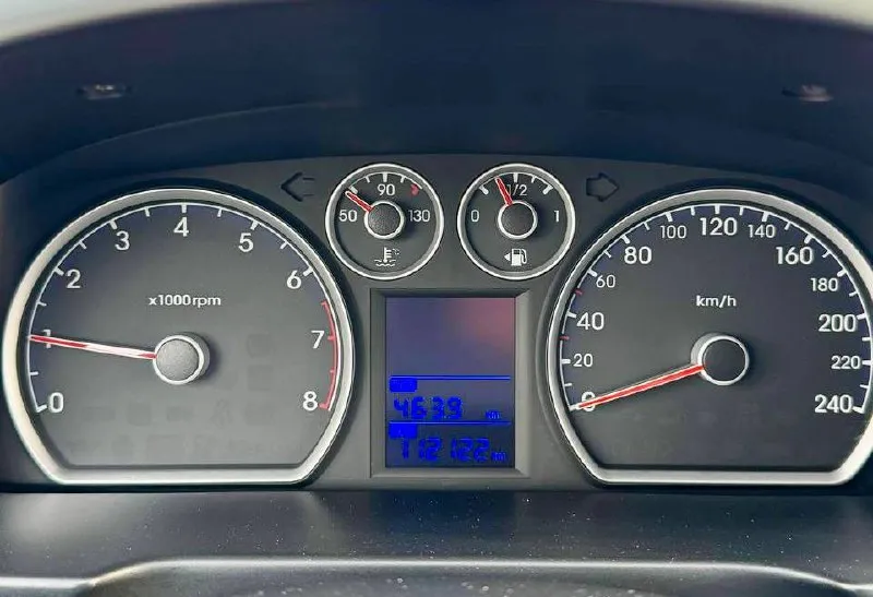 🇰🇵 hyundai i30 💰цена: 800 000р 🏢город: мариуполь 📅год выпуска: 2009 🧾пробег: 112 130 км. ⚙️двигатель: 1.6 ⛽топливо: бензин ⚙️кпп: механика 📞 телефон: +7-949-727-41-51 +7-949-551-91-52 +7-989-263-55-56 💾 описание: ✅ 3 владельца за всю историю. - фотография - 9