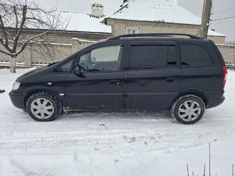 Продам opel зафира а 2004 двигатель 1.8 ( автомат ) газ/бензин установлен фаркоп ( газ и фаркоп вписаны) климат контроль, круиз контроль, спорт режим. 7 мест есть нюансы по л. к. в комплекте отдаю резину летнюю на дисках, заводские опелевские. я владелец цена 650. торг пишите звоните +7(949)304-98-49 телеграм +7(949)796-46-88 📞 звоните: +7(949)3049849 - фотография - 2