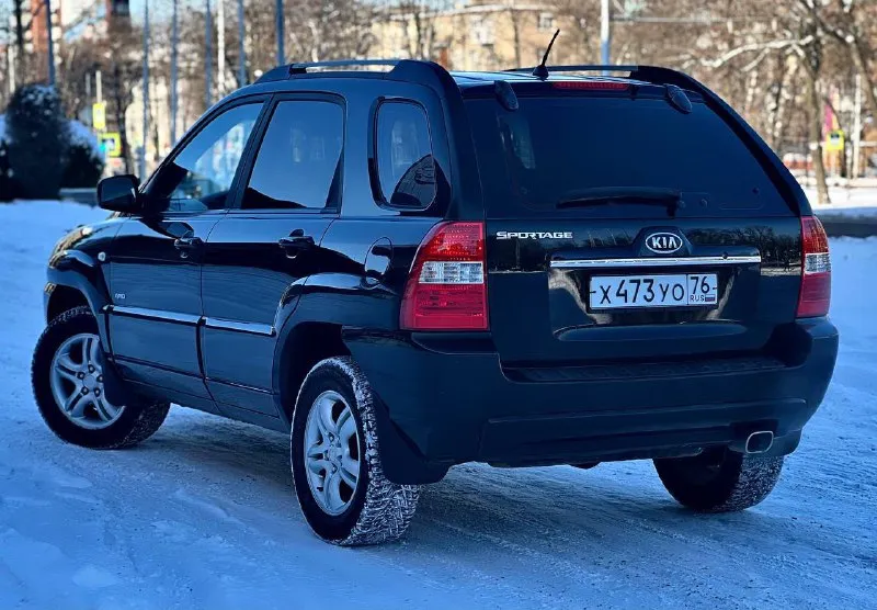 Продам kia sportage
Год:2007
Пробег:168.000км
Привод:полный
Цена:885.000₽
Номер: +79493687228 или +79498543135
Авто в родной краски что большая редкость для авто этих годов, по кузову нет не ржавчины, не вмятин не каких минусов, авто выглядит как на фото, техническая часть в идеальном состоянии ходовая без каких либо вложений, мотор и коробка в отличном состоянии все масла и фильтр заменены!комплектация максимальная:кожаный салон, климат контроль, люк, полный привод, подогревы сидений, датчик света дождя, обогрев переднего и заднего стекла, бортовой компьютер, и многое другое!
На автомобили новая зимняя резина! Больше информации по телефону
📞 Звоните: +7(949)3687228 - фотография - 3