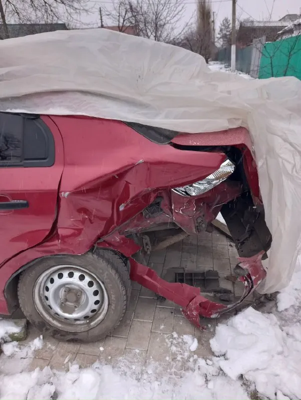 Продам chevrolet авео 2008 года, пробег 98 т, объем 1.5. цена 220 т р. после дтп. тел +79493974307 📞 звоните: +7(949)3974307 - фотография - 2