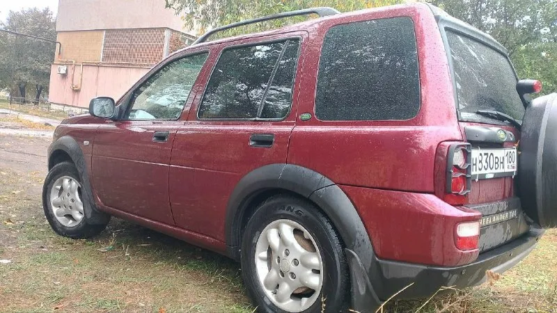 Продам свой личный автомобиль land rover freelander, . 2004 г. в. объем 2.0 турбодизель, расход топлива (10 л), пробег родной 360 и, р. машина донецкая ( не пригон, реагентов рф не видела), двигатель m - 47. ( кто в теме тот в курсе что двигатель очень надёжный), акпп обычный гидротрансформатор- переключает идеально без задержек, без толков и тд. полностью обслуженная топливная ( на 80 т. р), . по ходовке без каких либо стуков, и т д. генератор новый. резины 2- комплекта. я второй хозяин, владею 3 года. покупался мною тоже у знакомого, . цена 670 т, р. возможен символический торг. тел: +79494498637 📞 звоните: +7(949)4498637 - фотография - 4