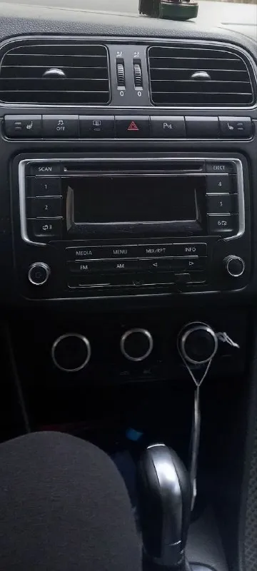 Wolkswagen polo 2015г. двс 1.6 бенз/газ 6и ступка пробег 202т. км. отличное состояние. хорошая комплетация. город: приморск 💸цена: 990т. р + торг ☎️тел: +7 (990) 095-05-37 +79493897295 📲 tg: @zheka0676 📞 звоните: +7(949)3897295 - фотография - 8