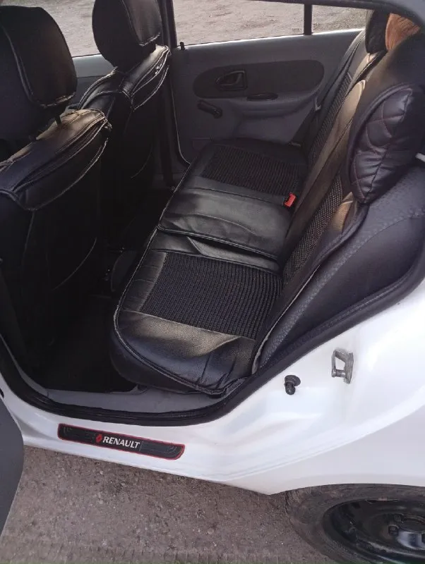 Renault clio 1.4 2007 г. продам авто в отличном состоянии. работает все, что должно работать. я хозяин по т. п. из последнего т. о: новые 2 радиатора, новый антифриз, компрессор кондиционера, резонатор и основной глушитель, ремень, ролики, гур насос. вообщем денег не жалел, делал для себя. продажа в связи с покупкой нового автомобиля. интересует обмен на солярис с моей доплатой. цена 450 без торга. ±79493803295 перекупам просьба не беспокоить. енакиево 📞 звоните: +7(949)3803295 - фотография - 6