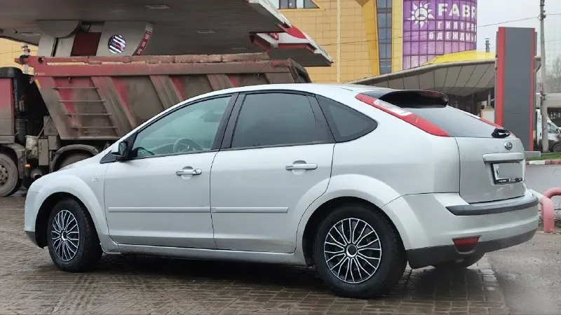 Ford фокус ii 1.8 механика 2007г. пробег 207 тыс. км. цена 450.000 руб. есть небольшой торг. кузов и салон выглядят великолепно, никакой ржавчины, жуков и притертостей. салон целый, по состоянию близкий к новому. техника вся в порядке, езжу каждый день. днр донецк +79495719306 📲 tg: @alxauto 📞 звоните: +7(949)5719306 - фотография - 4