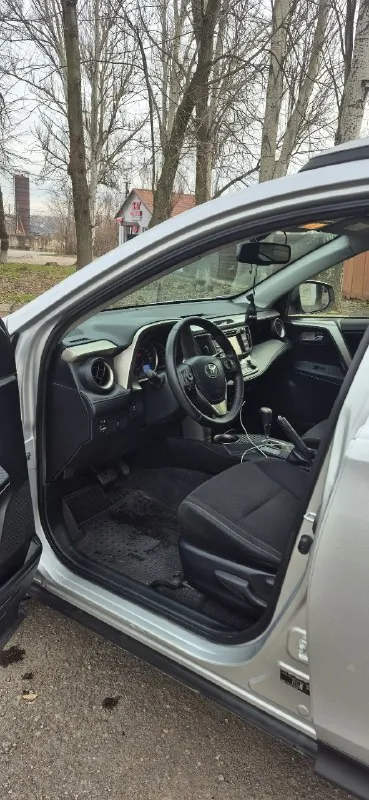 Продам. toyota rav4. 2013год. 2.0л. полный привод. cvt. пробег 96000 км. подтвержденный автотекой. авто в отличном состоянии, весь в родном окрасе. один хозяин. полный стеклопакет, датчик света, дождя. двухзонный климат контроль, круиз контроль, подогрев сидений и т. д. цена:2050000₽. +79493480848. 📞 звоните: +7(949)3480848 - фотография - 8