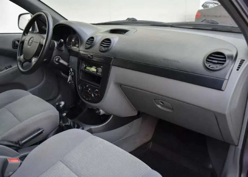 Встречайте новый год на новом автомобиле 🎄, продам экономный, неприхотливый хэтчбек chevrolet lacetti 2011 года, механика, 152 000 оригинального честного пробега, масла не ест от замены до замены, расход ( по городу ~9 литров, трасса - 6 л), автомобиль на свежей зимней резине шипы, автомобиль исключительно южной эксплуатации, московских реагентов не видела, рыжики, вздутие краски на автомобили отсутствуют, весь кузов выглядит отлично, все зазоры, герметики все в заводском состоянии, низа дверей, пороги, стаканы, днище все в отличном состоянии, без коррозии, печка так же без нареканий, по электрике абсолютно все работает, по ходовой ничего не стучит, не гремит, вся обслужена, юридически автомобиль чист, готов к постановке на учет, донецк, +79490963384 цена 590 000 торг покупайте авто с гарантией честной сделки, смотрите мой профиль телеграм (+79493303716 или мой ник avto_lider_dnr) там все отзывы моих клиентов, которые со 📲 tg: @avto_lider_dnr 📞 звоните: +7(949)0963384 - фотография - 7