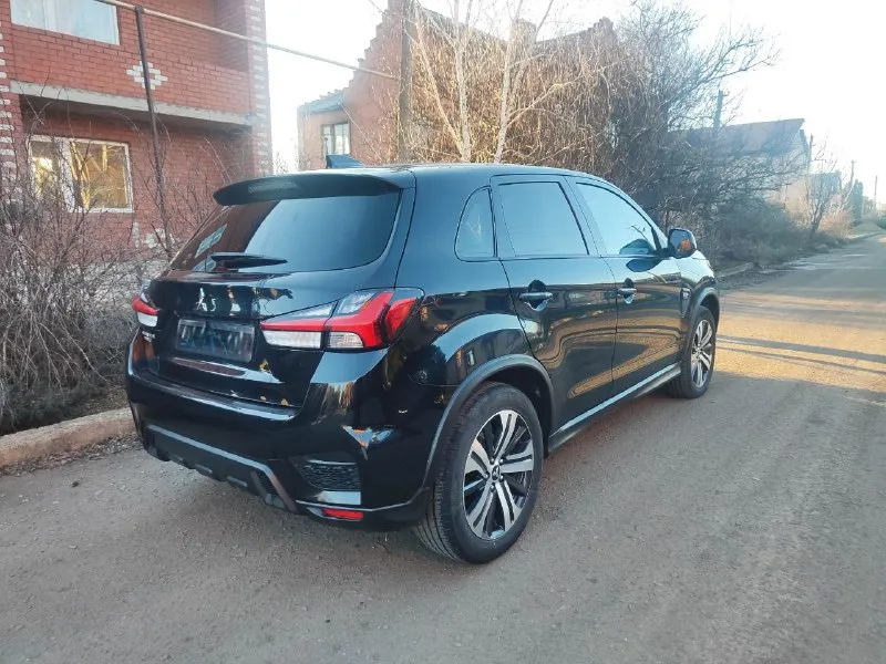 +79493289725 продам mitsubishi outlander sport, кроссовер, 2019 год, 2.0 бензин, коробка автомат (вариатор). круиз-контроль, климат-контроль, камера заднего вида. автомобиль в отличном техническом состоянии. салон в идеале. с документами полный порядок. vin код ja4ap3au9lu016384 в машине не курили! пробег 155 тыс. 1,7 млн. - фотография - 5