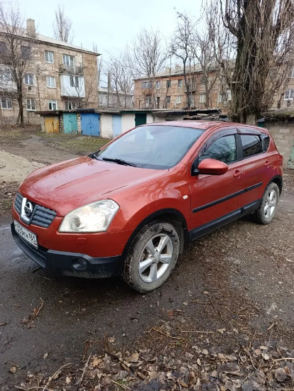 Продам nissan кашкай, 2008 года выпуска, 2.0 бензин, автомат, подключаемый полный привод, автомобиль полностью обслужен, ходовая часть заменена вся, мотор в отличном состоянии, масло не берет, коробка работает отлично, кожаный салон, подогрев сидений, двух зонный климат контроль, круиз контроль, электро зеркала со складыванием, кузов без коррозии, документы в порядке, новая зимняя резина, осмотр алчевск -перевальск, цена 880.000 рублей, тел +7-959-162-91-24 📞 звоните: +7(959)1629124 - фотография - 3